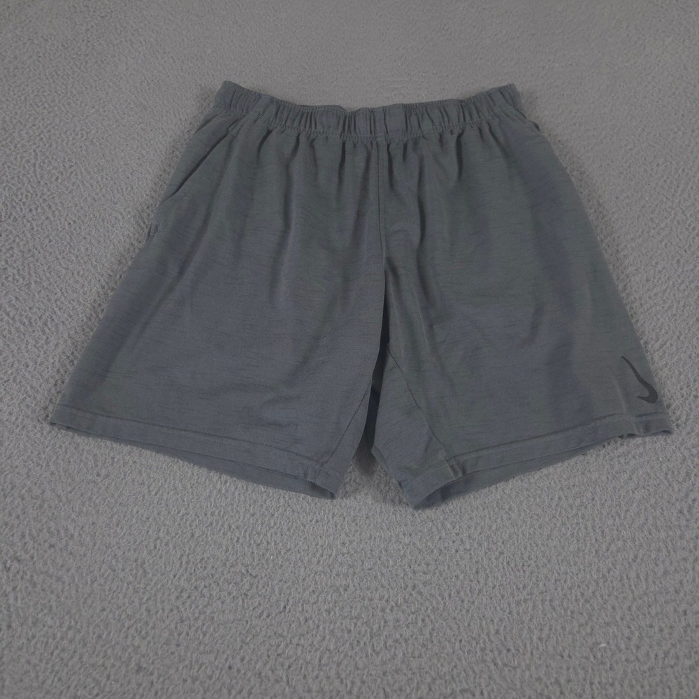 Nike Shorts Mens Medium Grey Yoga Hyperdry Heathered Dri-FIT Athletic Pockets
